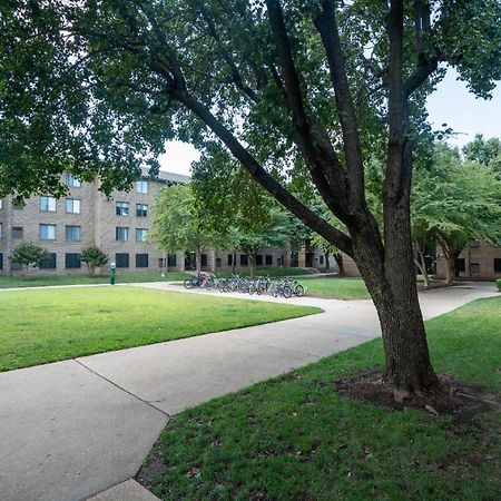 Mt Vernon Square Station Apartments Washington Buitenkant foto